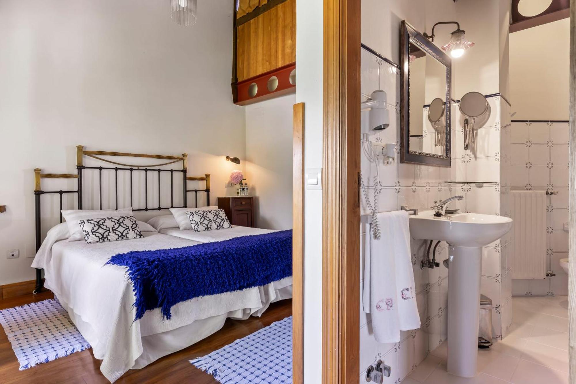 Bed and Breakfast Casa Peleyon Castropol Exteriér fotografie